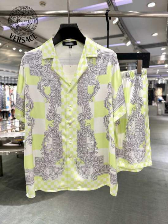 Picture of Versace Shirt Pant Suits _SKUVersaceM-3XL24cn17724835